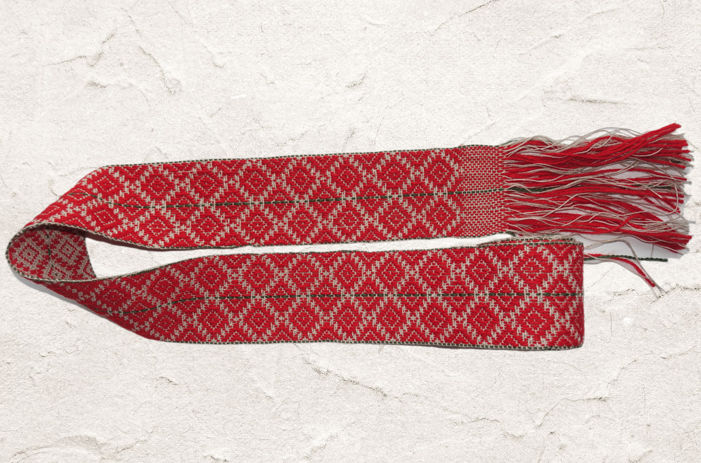 Kirivöö Suure-Jaani lai vanatüübi